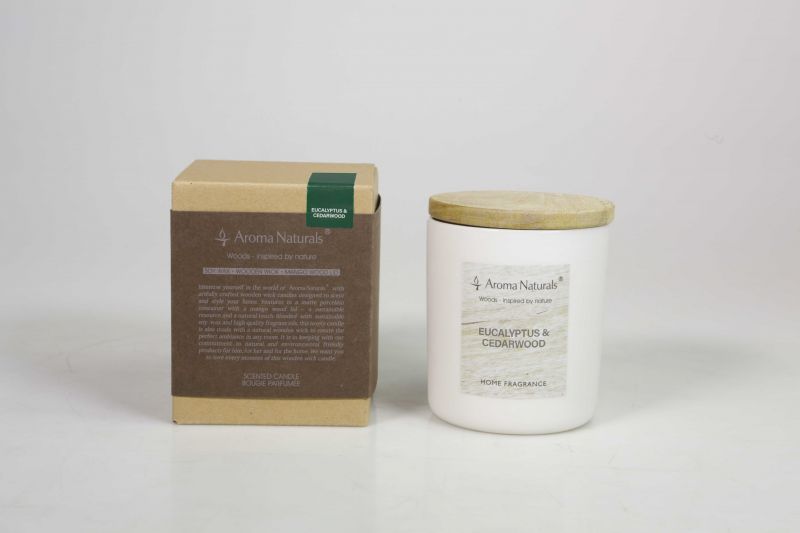 Φωτογραφία από  SCENTED CANDLE WOODS EUCALYPTUS & CEDARWOOD 190GR 80X90